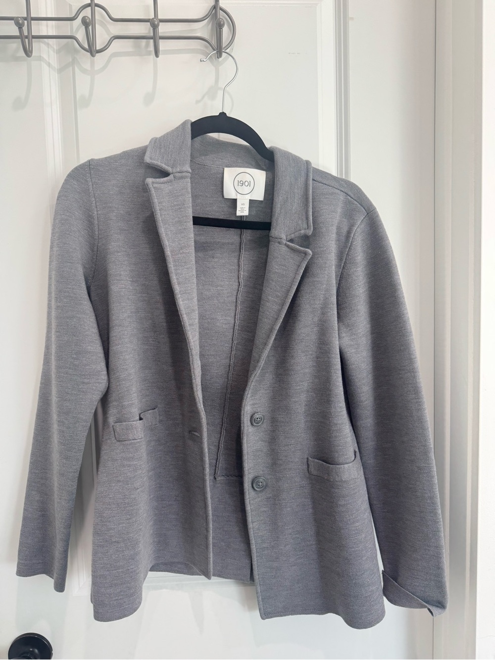 1901 Women's Light Gray Knit Blazer